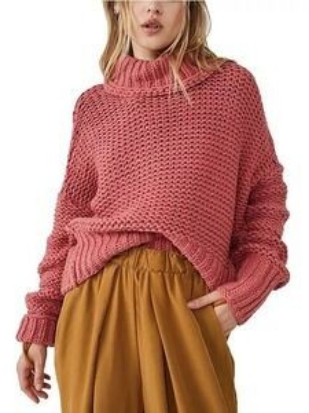 Free People Chunky Knit Turtleneck Sweater in Dusty Rose